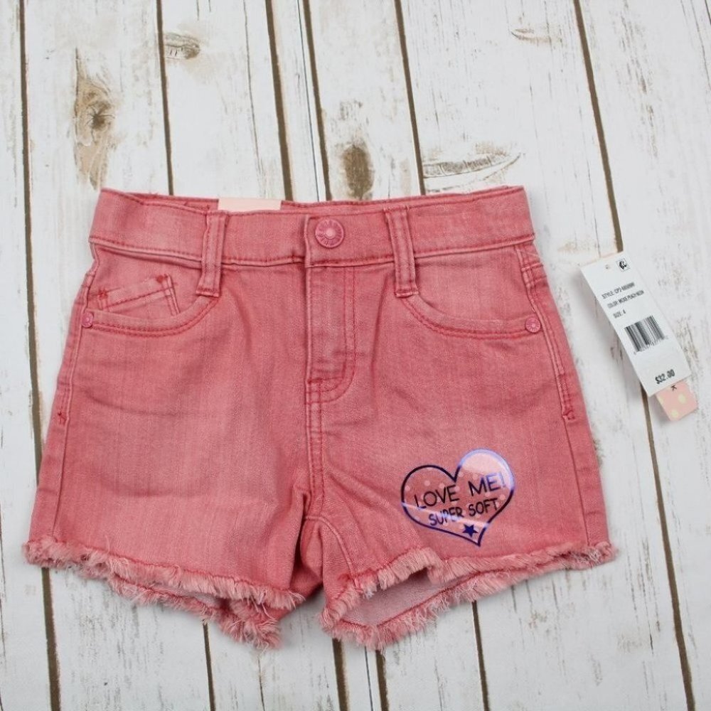 Celebrity Pink Denim Shorts girl 4
